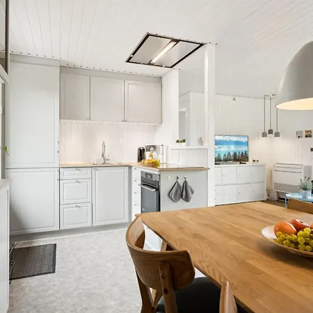 Domnika - 200m From The Sea By Interhome